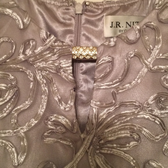 Dress - Picture 2 of 5